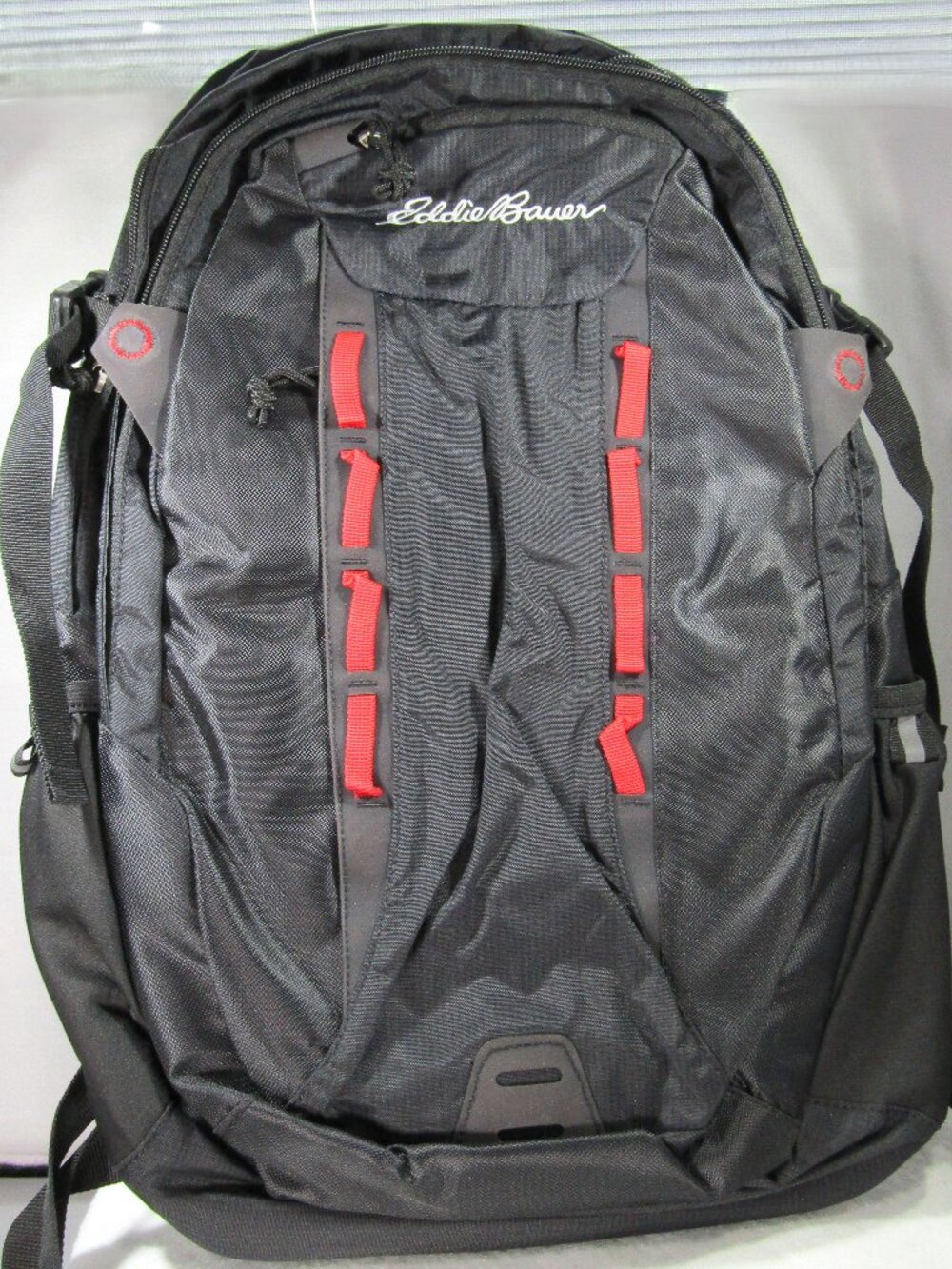 Eddie Bauer freecool air 23L Hiking Backpack Black and red NWT 100302
